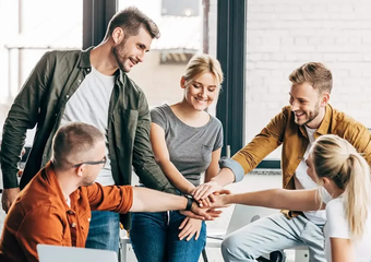 Токсичность против зарплаты: почти половина россиян готова уволиться из-за плохой атмосферы в коллективе