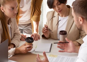 Как урезать бюджет на обучение на 50%, не убив развитие