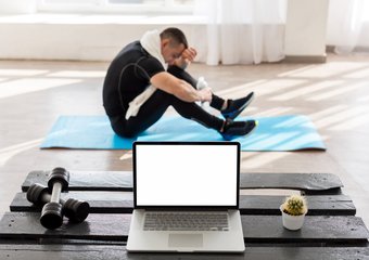 62% офисных работников жертвуют тренировками из-за работы