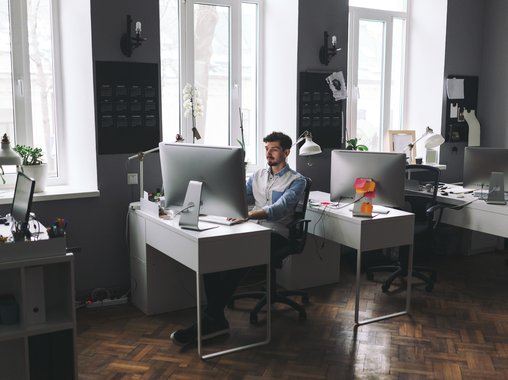 Россияне уверены, что в малом бизнесе сотрудников ценят больше