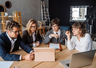 Российский бизнес сокращает набор новых сотрудников