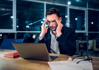 Корпоративная усталость: россияне получают до 30 сообщений в час