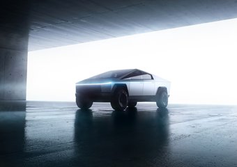 Tesla увеличит штат на производстве Cybertruck