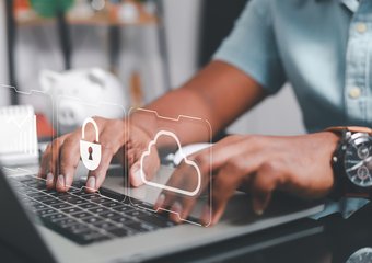 Большинство компаний в РФ не имеют своих специалистов по кибербезопасности