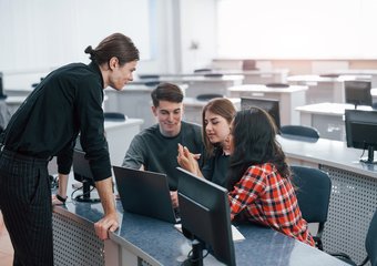 Работодатели начали просить своих сотрудников быть сдержаннее в соцсетях