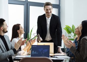 Как помочь новому сотруднику влиться коллектив и начать эффективно работать