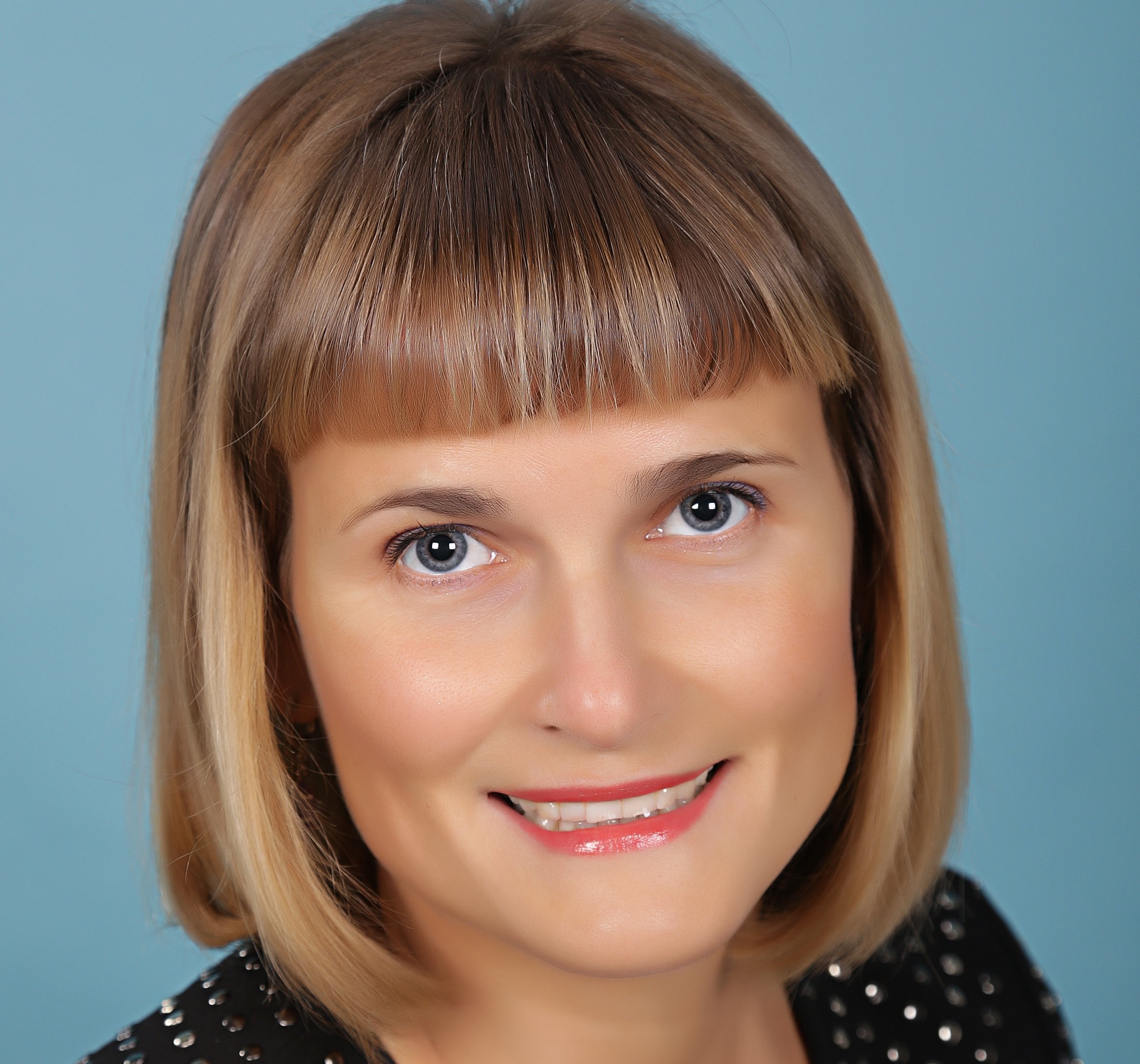 Лариса Богданова