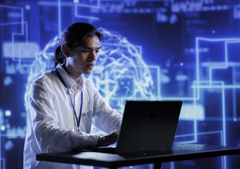 8 из 10 работодателей поддерживают использование ИИ молодыми специалистами