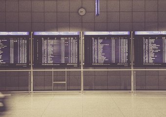 В России зафиксирован спад деловой активности в сфере услуг