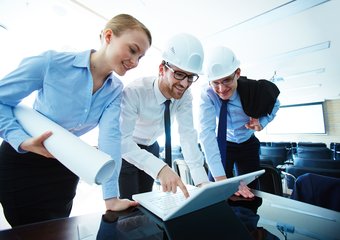 Итоги зимнего сезона: инженеры в промышленном строительстве получают самые высокие предложения по зарплате