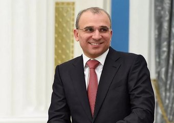 Экс-совладелец Yota решил получить контроль над компанией Магомедова