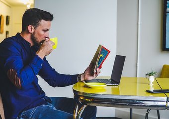 Безработных россиян научат вести бизнес