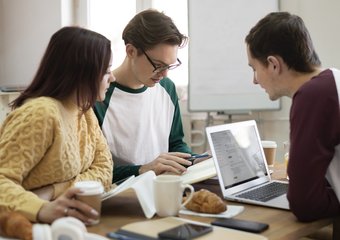 Молодежь не гонится за карьерным ростом – эксперты