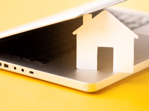 Минцифры обсуждает продление программы льготной ипотеки для ИТ-специалистов