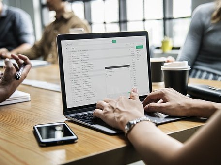 Сервис для кадровиков в США сделал его основателя миллиардером