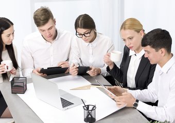 На ком держатся well-being программы в компаниях: как помочь руководителям в работе с сотрудниками?