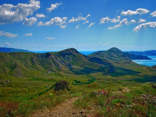 Крымские отели, завышавшие цены, наказали сами себя