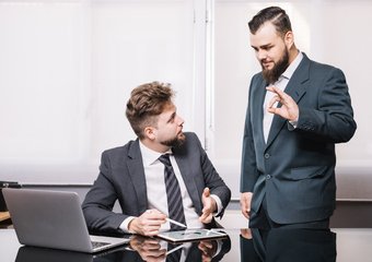 Каждый третий руководитель всегда контролирует своих подчиненных