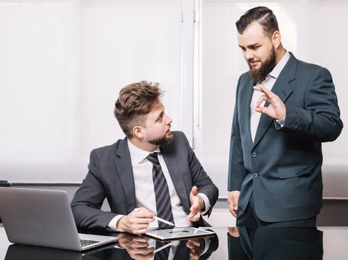 Каждый третий руководитель всегда контролирует своих подчиненных