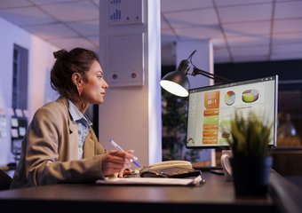 Всего треть маркетологов уверены в поддержании здорового баланса между работой и личной жизнью