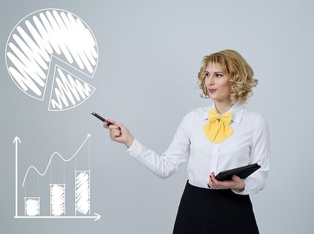 День PR-специалиста: зарплата выросла на 7%