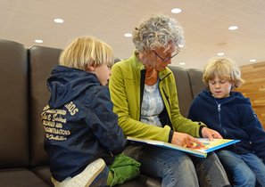 Как выбрать няню: список вопросов, которые раскроют «истинное лицо» кандидата