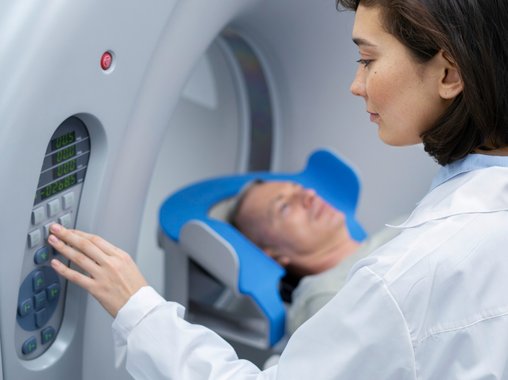 Чекапы, спорт и профосмотры: какой непривычный ДМС выбирают компании