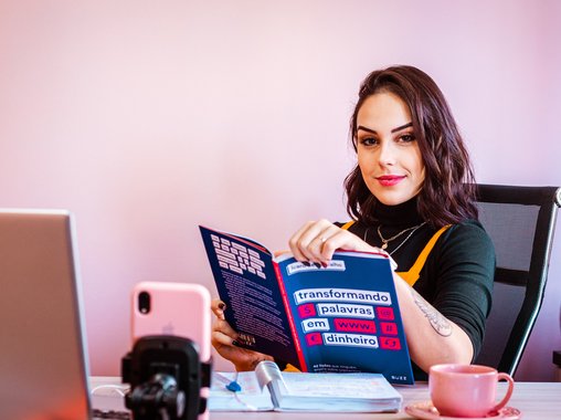 Эксперты ВШЭ оценивают оборот онлайн-платформ в 1,58 трлн рублей в год