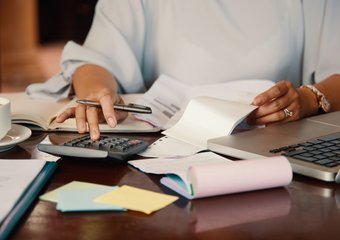 Россияне получат большую часть зарплаты за май во второй половине месяца