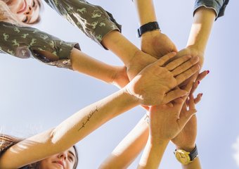 Масленичный тимбилдинг: как проводы весны могут помочь команде