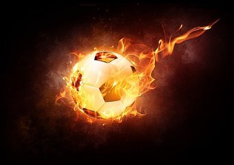 Самая успешная футбольная лига мира полгода не может найти управляющего