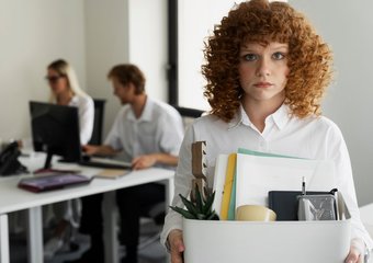 Аналитик Остроносова раскрыла истинные причины увольнений зумеров и миллениалов