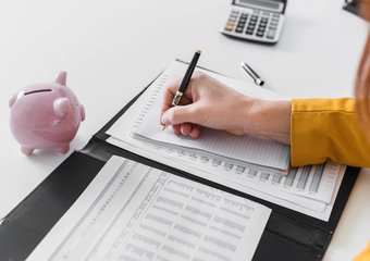 Минтруд утвердил новую форму справки о среднем заработке