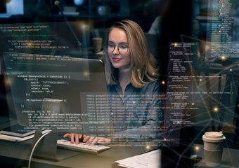 К 2030 году России потребуется ещё 600 тысяч IT-специалистов