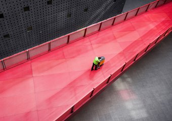 В 2016-м в России будет работать меньше иностранцев 