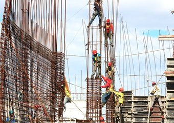 40% мигрантов в России потеряли работу из-за коронавируса