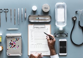 Как компании экономить на ДМС