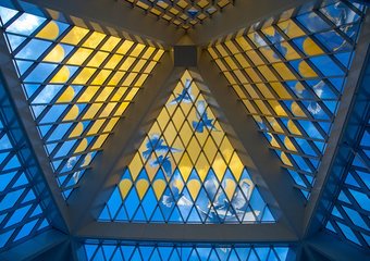 Казахстан продлил коронавирусный карантин еще на две недели