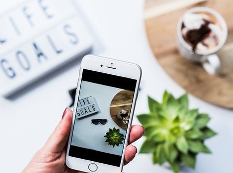 Кому нужна «вышка» в рекламе