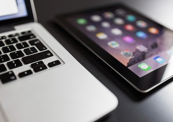 Сотрудник Apple Store украл почти $1млн в виде подарочных карт