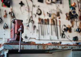 Травма работе не помеха