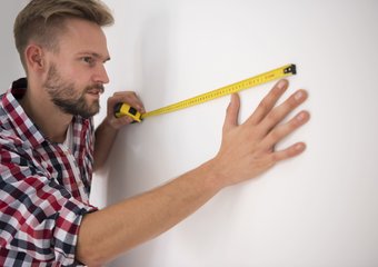 Замерщик стал самой высокооплачиваемой позицией для новичков в 2025 году