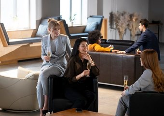 Почти половине работодателей удается переманить сотрудников благодаря EVP