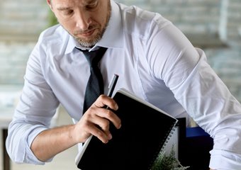 Performance review в эпоху «тихого увольнения»: как понять, что сотрудник уже ушел мысленно, а физически ещё здесь