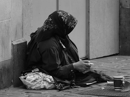 Министр труда назвал необходимую сумму для победы над бедностью