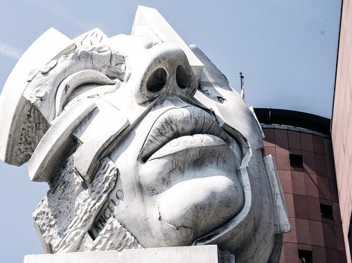 Нос не нос и губы не губы: кого нельзя брать охранником