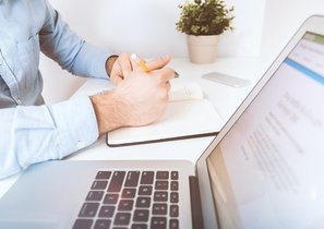 Может ли компания доплатить командировочные до оклада?