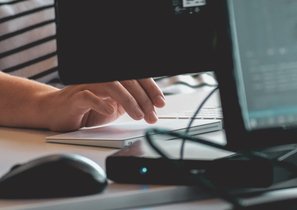 Можно ли запретить сотруднику работать у конкурента?