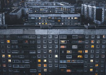 Доходы 68% работников сократились