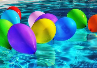 Баня, скрипка, антикомфорт и волонтерство. 4 необычных корпоратива